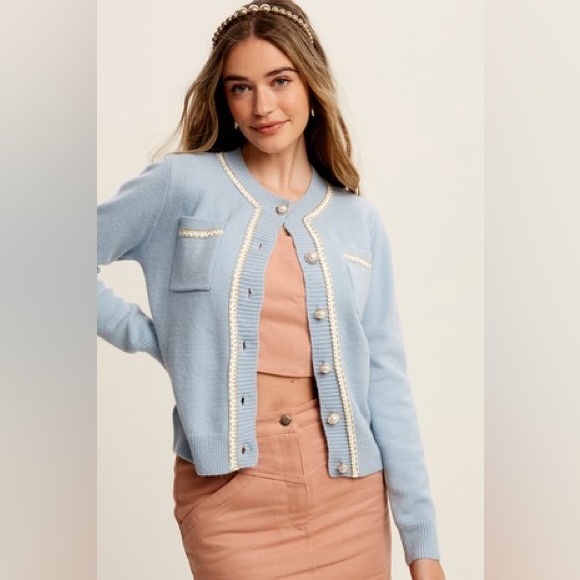 Super chic cardigan with pearl buttons. Knit lady jacket - Picture 4 of 4